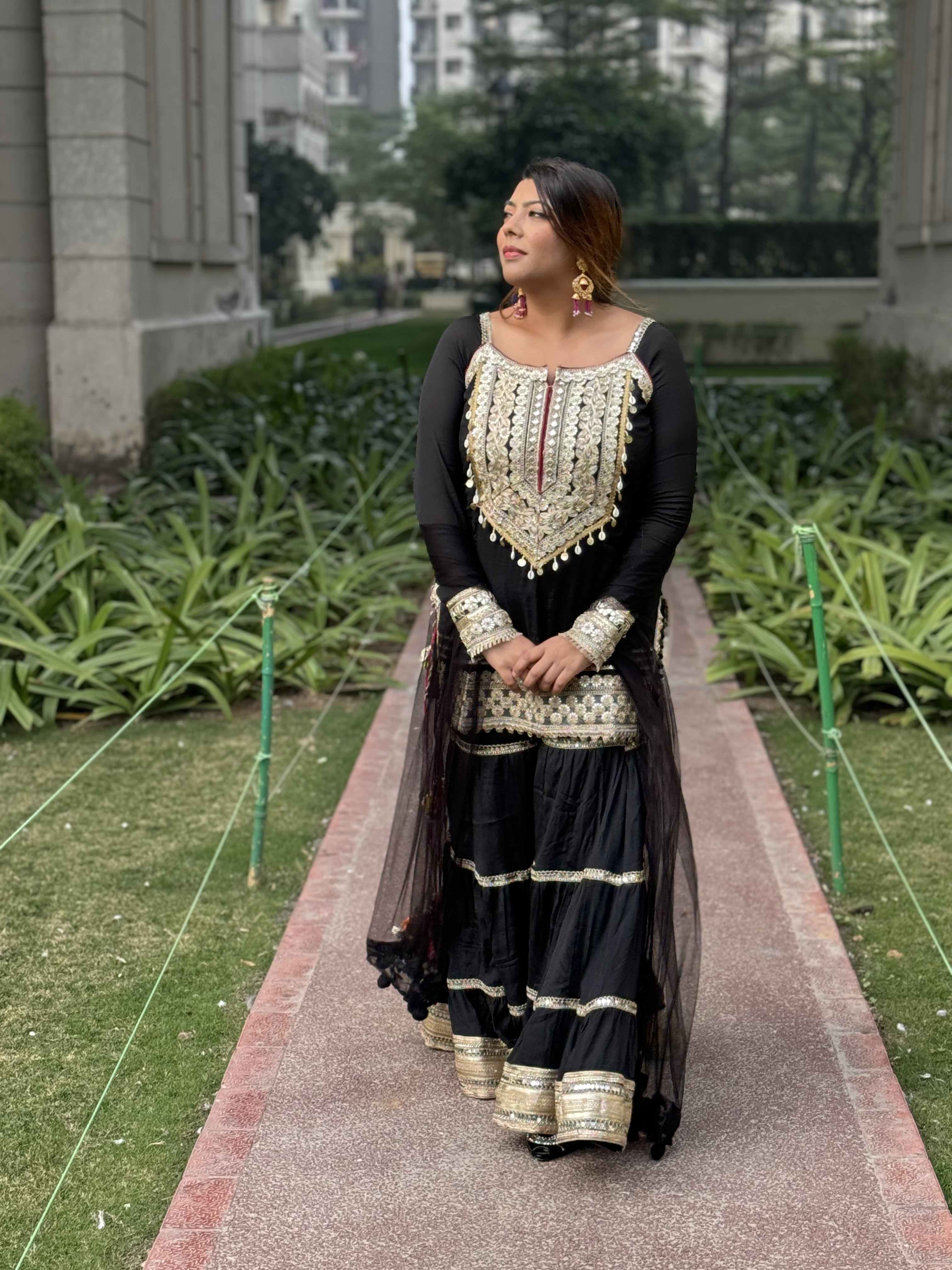 Black Sharaara Chinon Full Sleeves