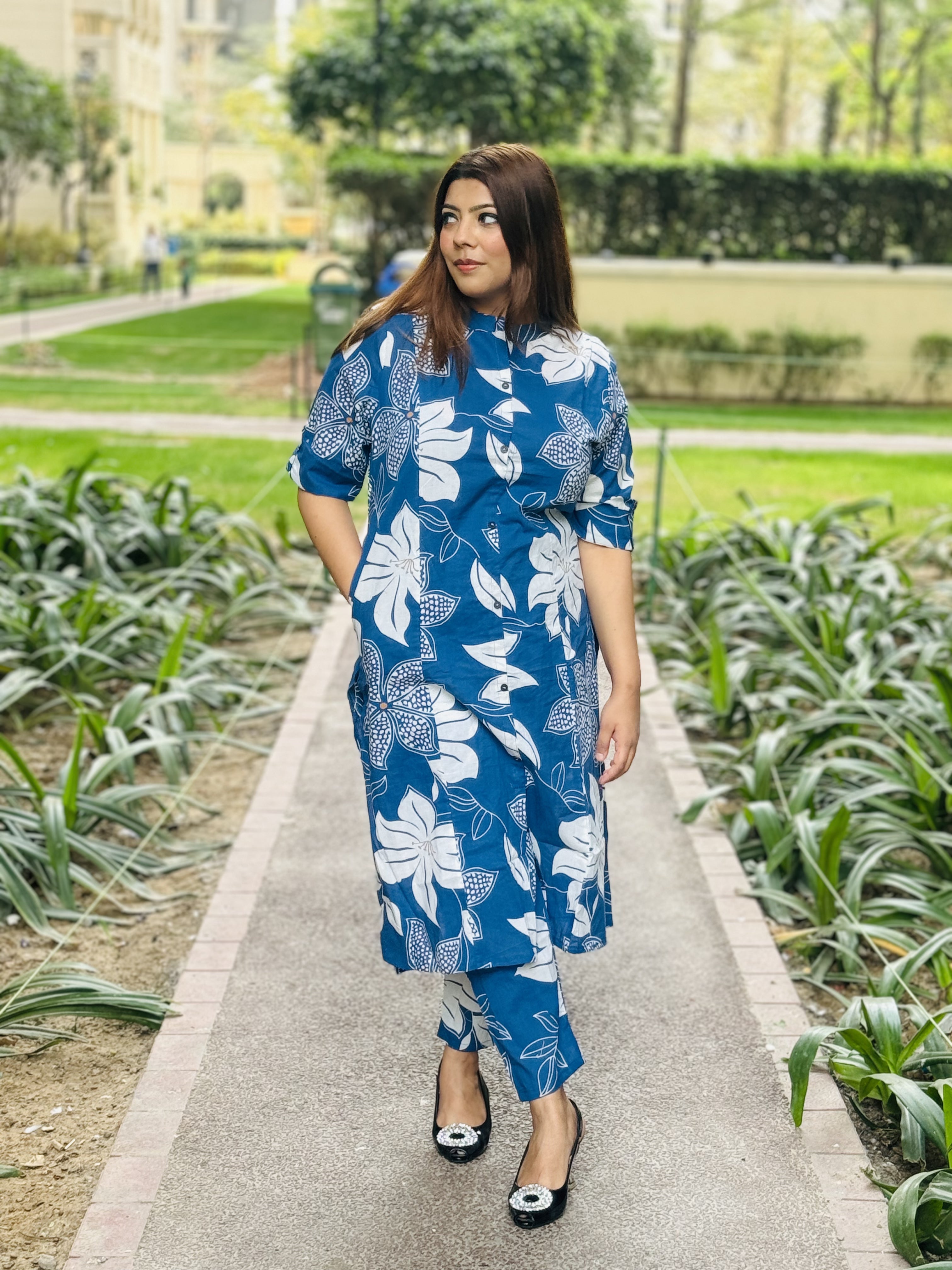 Brillant Blue Petal Coord